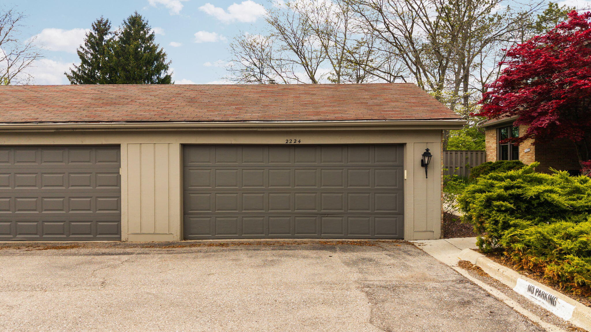 2224 Rivenoak Court