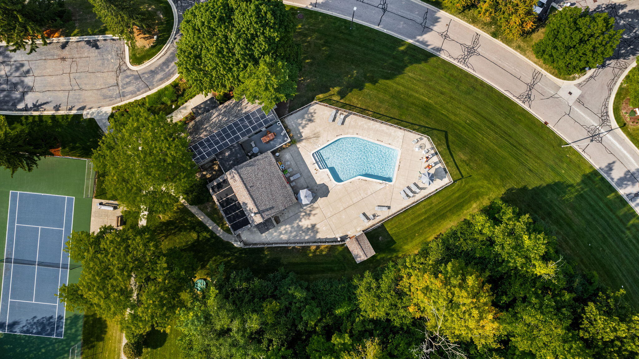 2202 Pine Grove Court