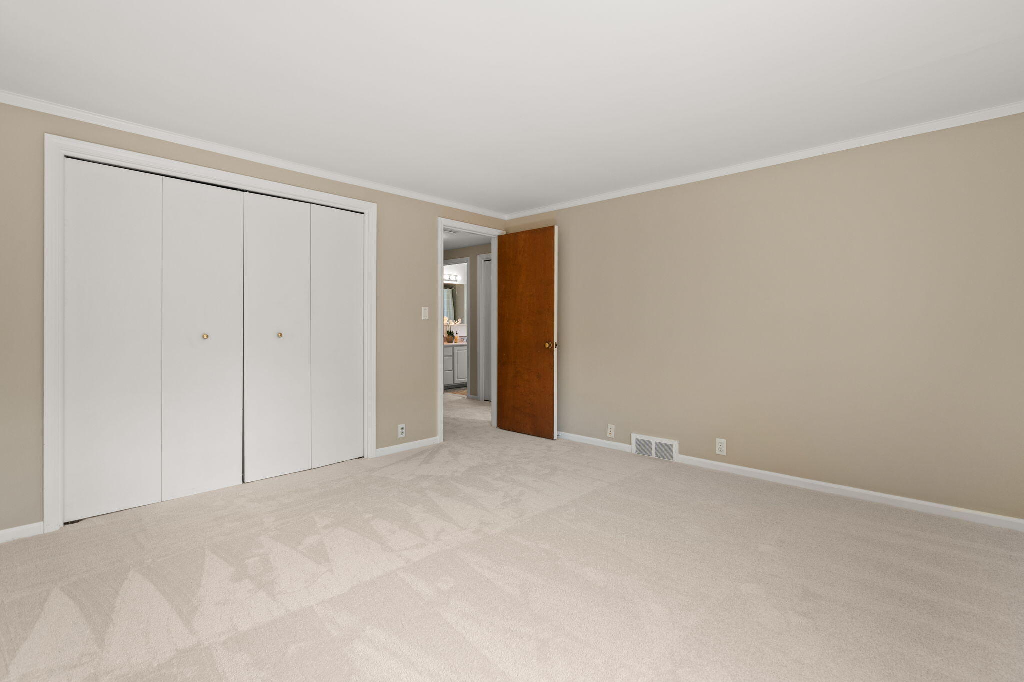 2464 Blueberry Lane