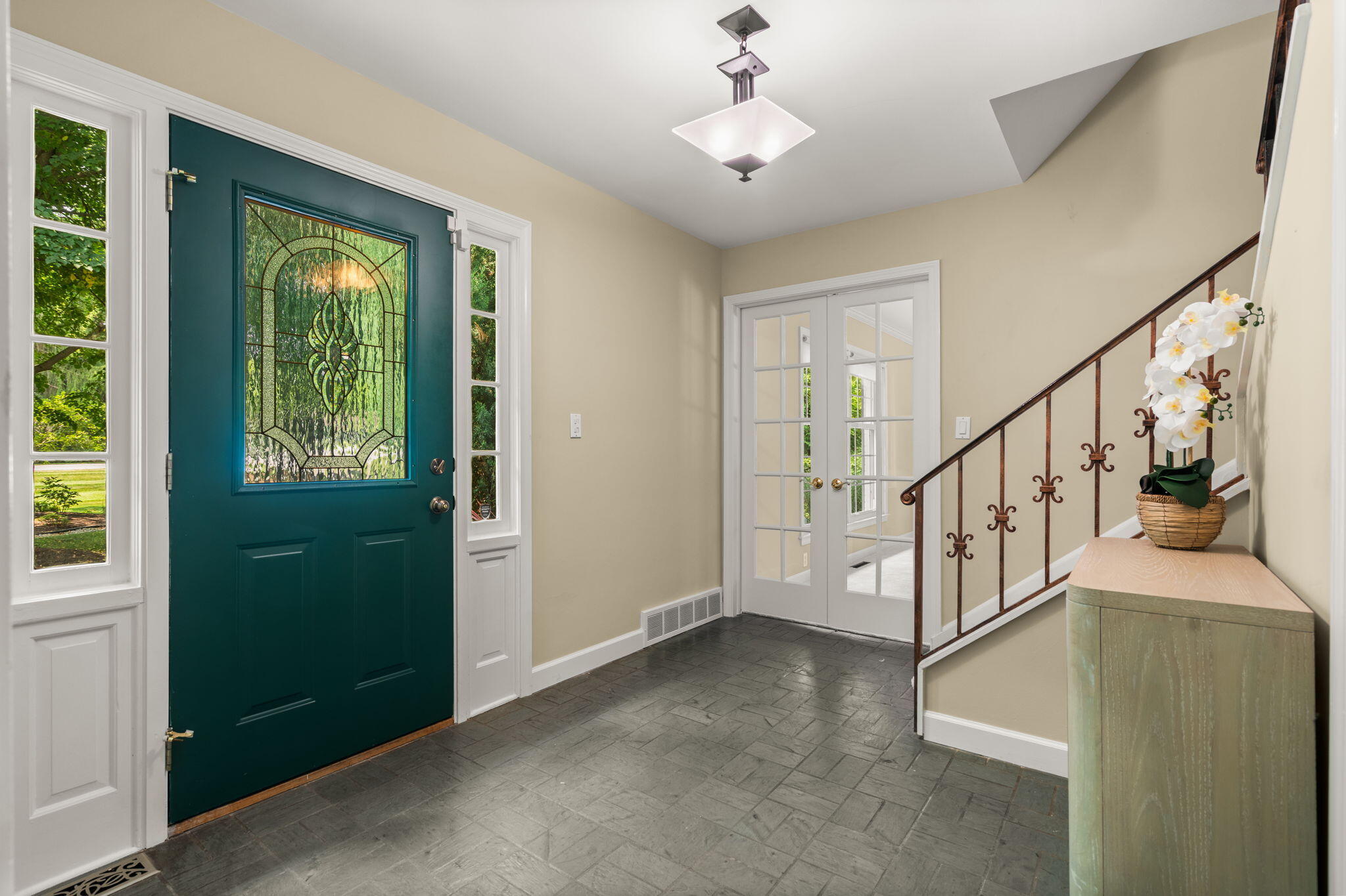 2464 Blueberry Lane