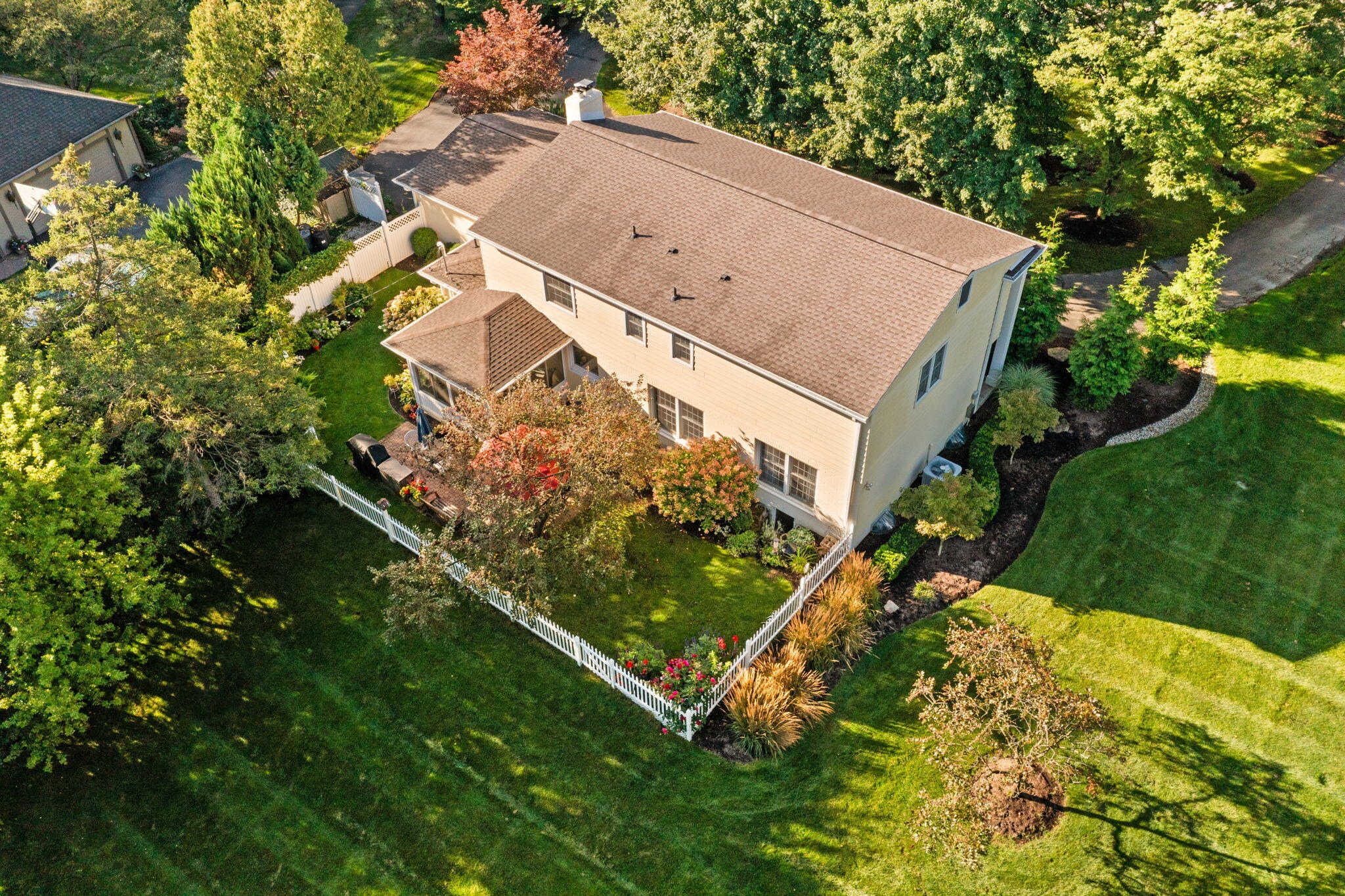 2464 Blueberry Lane