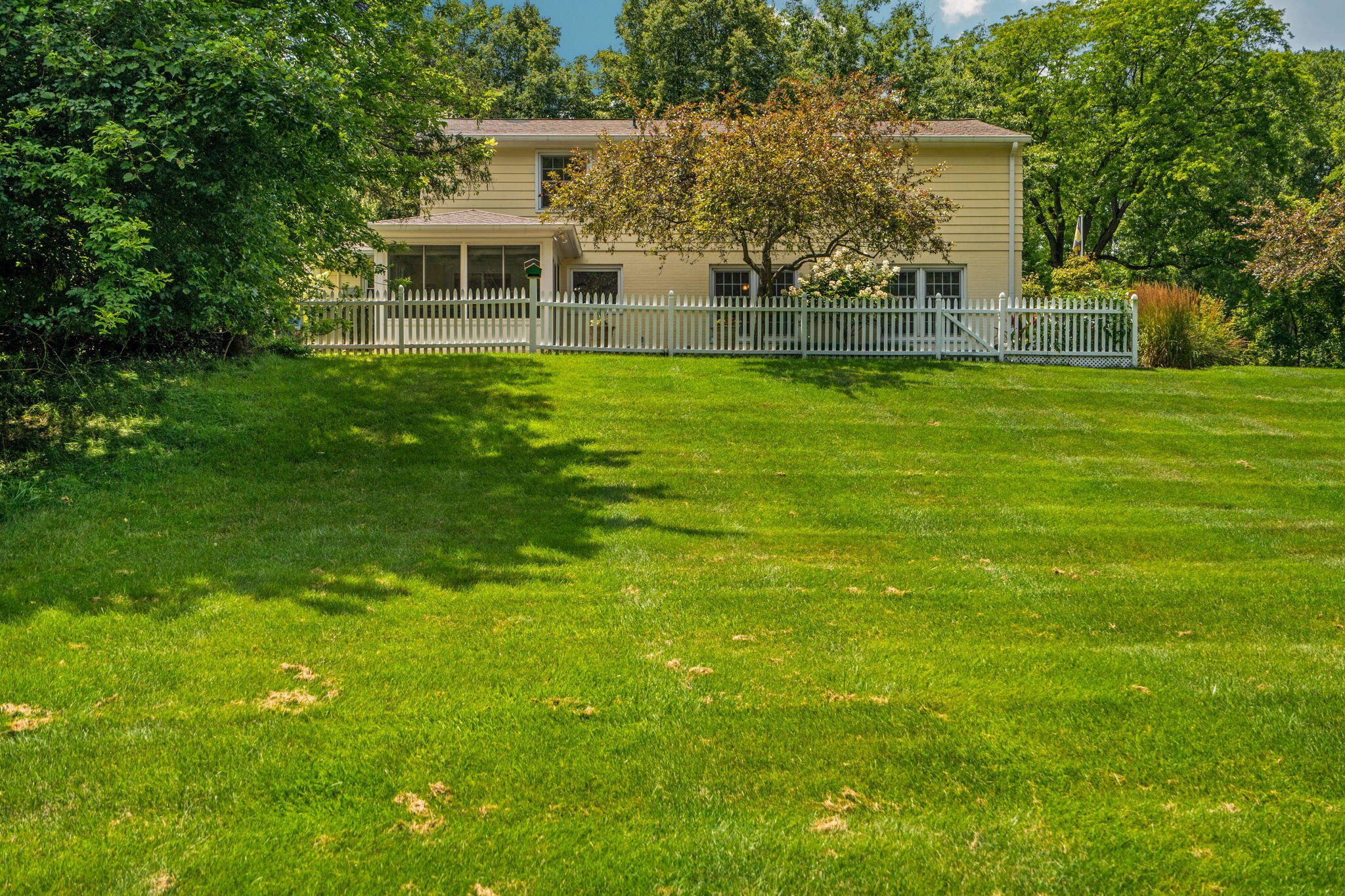 2464 Blueberry Lane