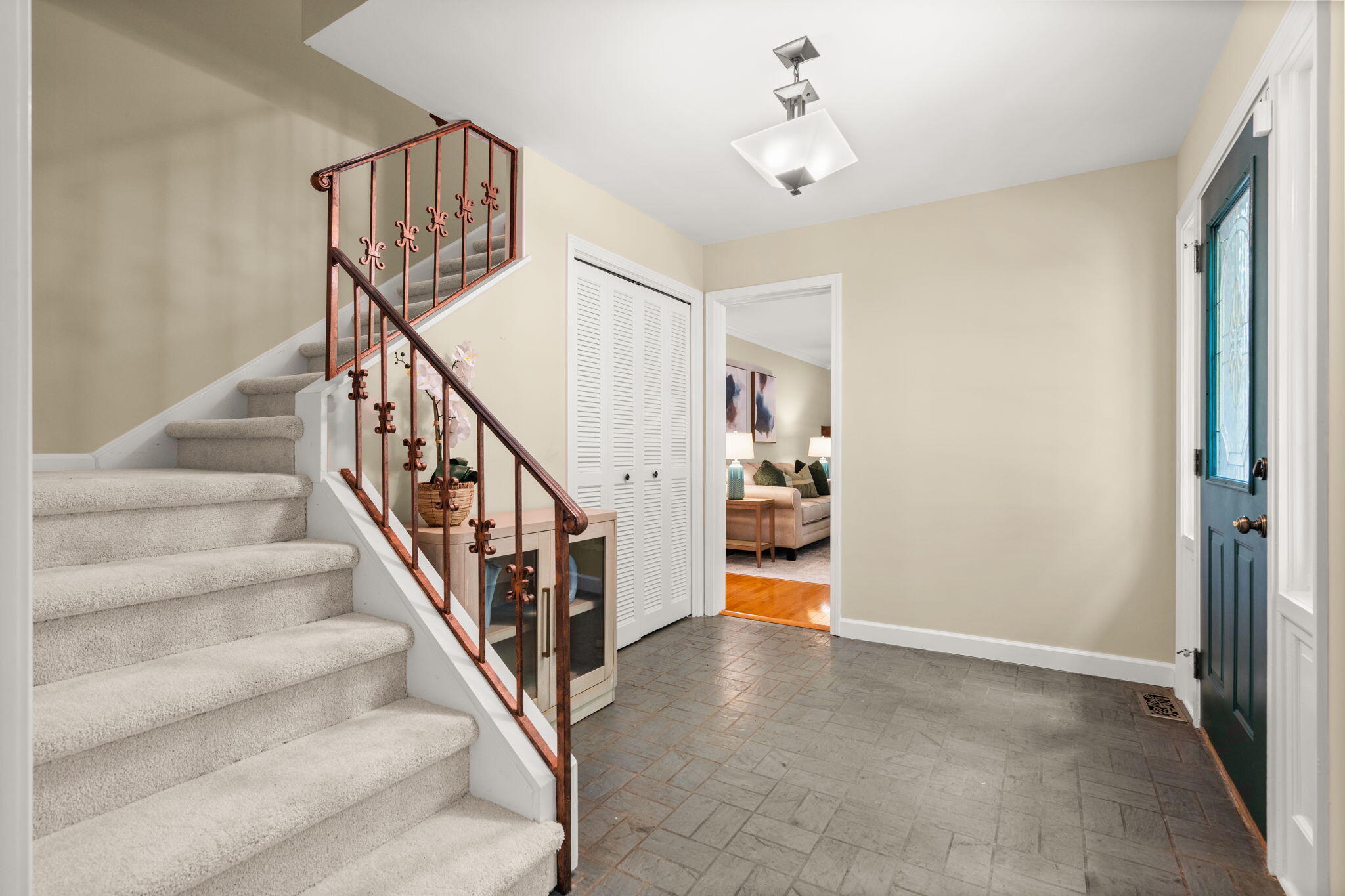 2464 Blueberry Lane