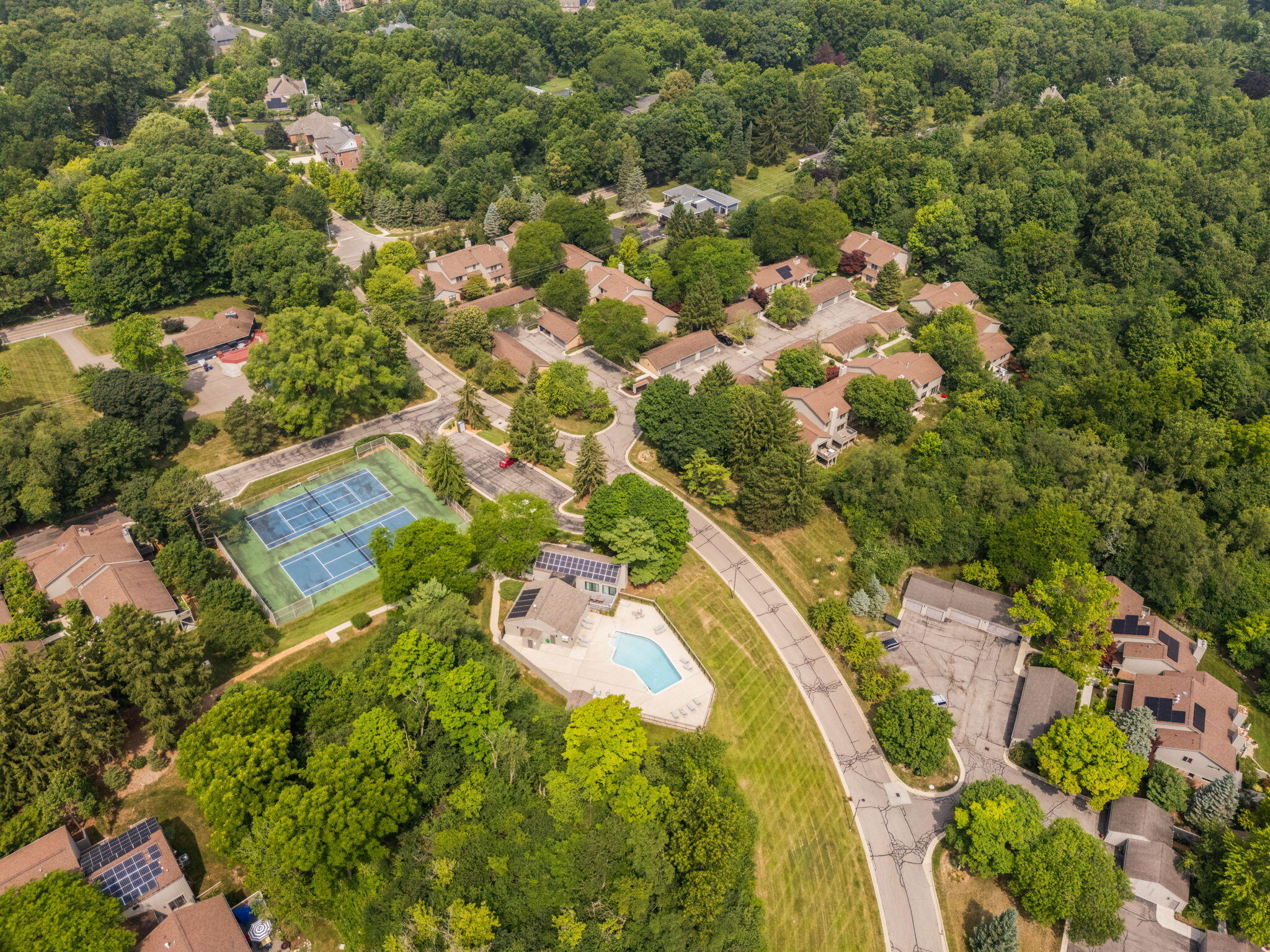 2250 Rivenoak Court