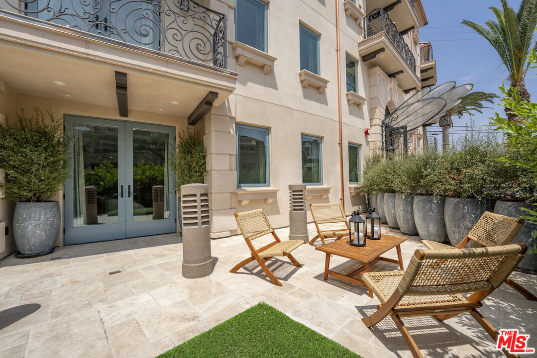 1825 Pandora Ave Unit: 104