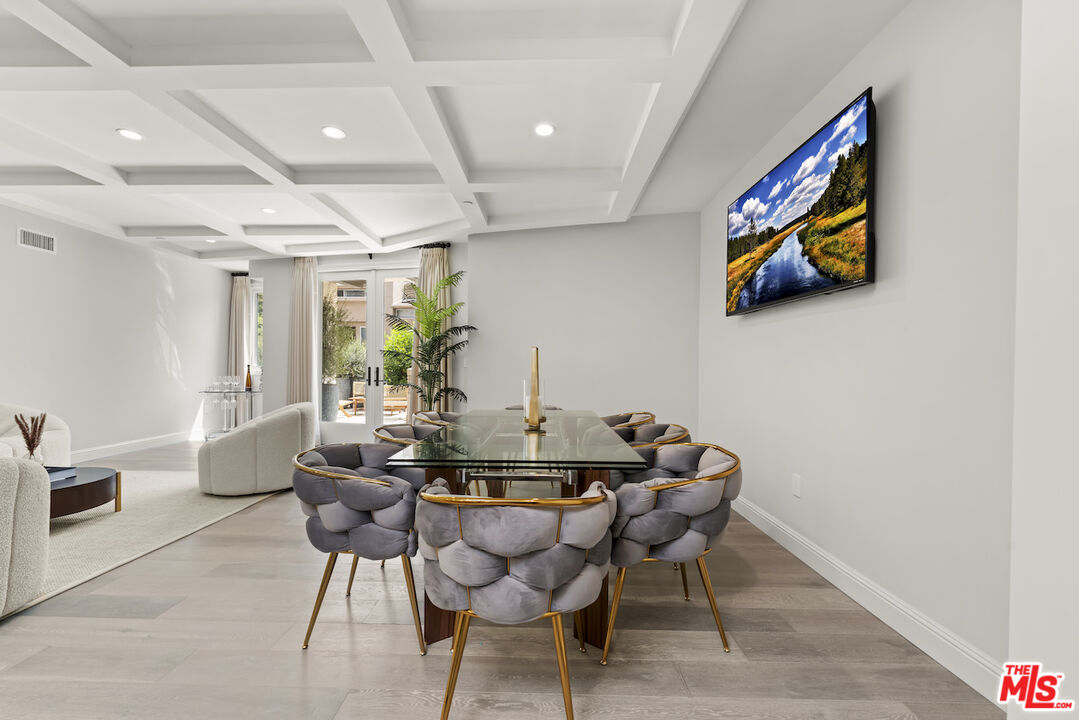 1825 Pandora Ave Unit: 104