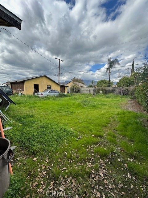 931 W Bayless Street