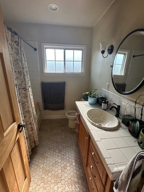 1226 E Elgenia Avenue