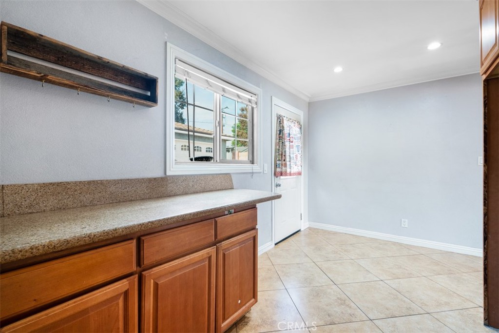 237 S Omalley Avenue