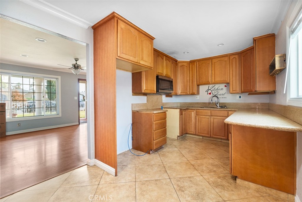 237 S Omalley Avenue