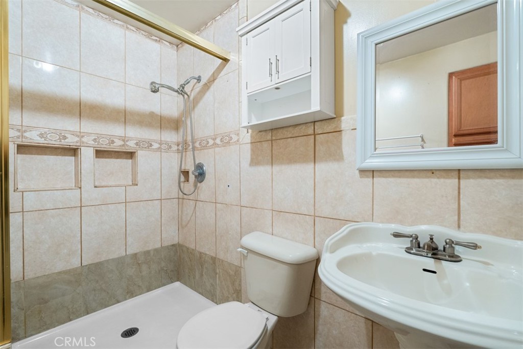 237 S Omalley Avenue