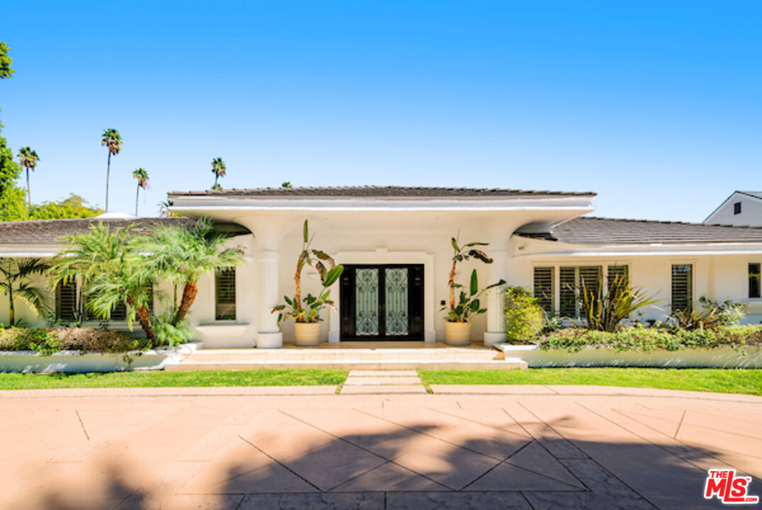 716 N Beverly Dr