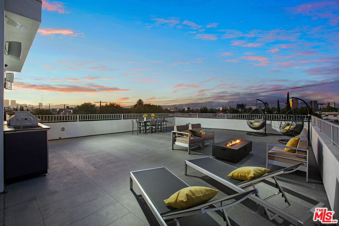 6066 Saturn St
