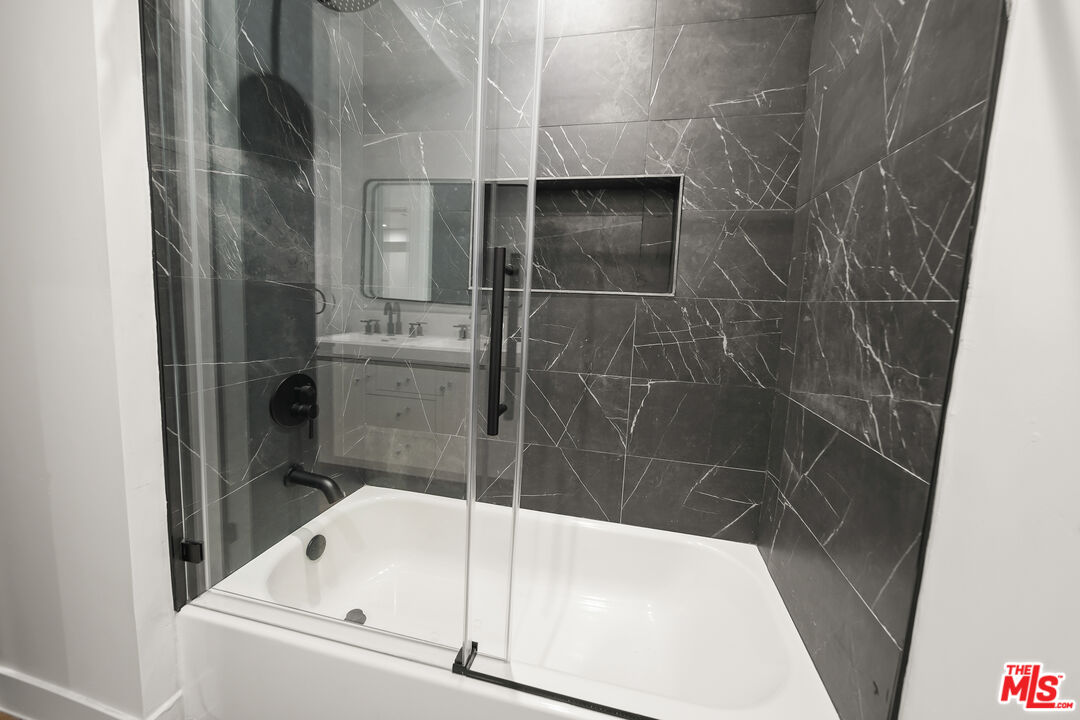 1520 Magnolia Ave Unit: UNIT C