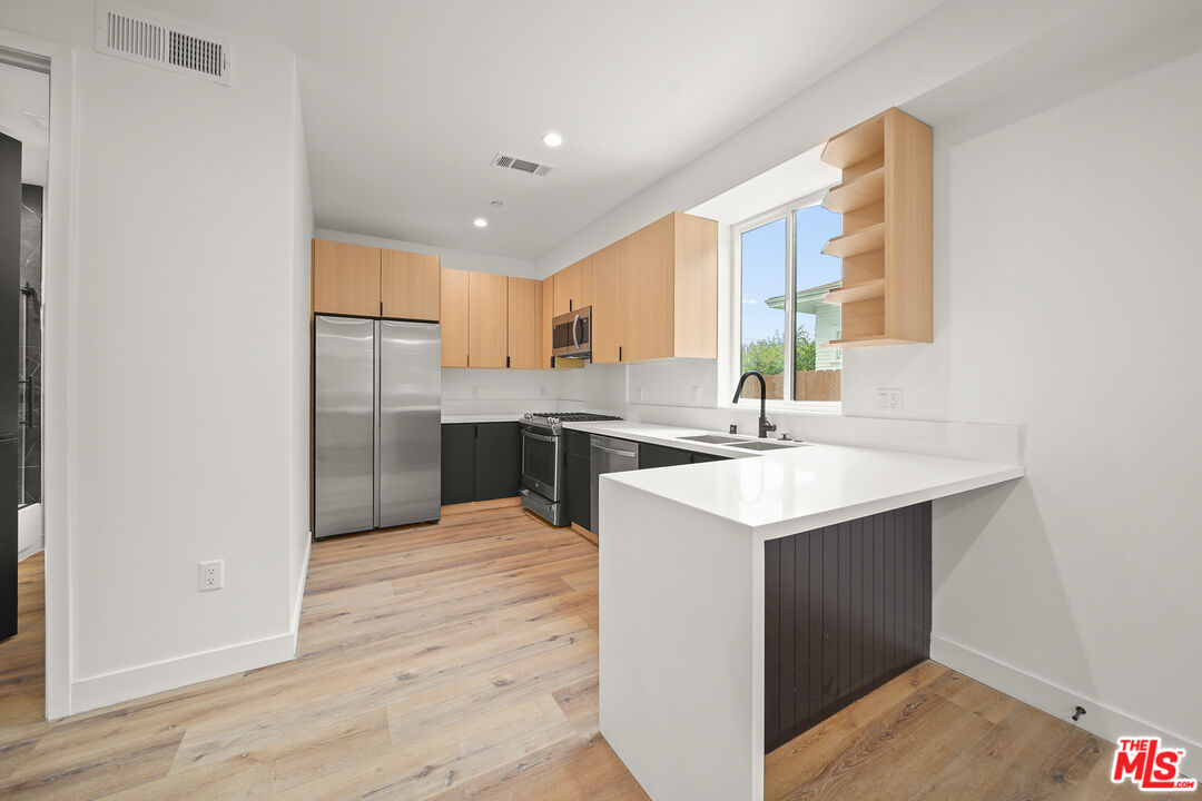 1520 Magnolia Ave Unit: UNIT C