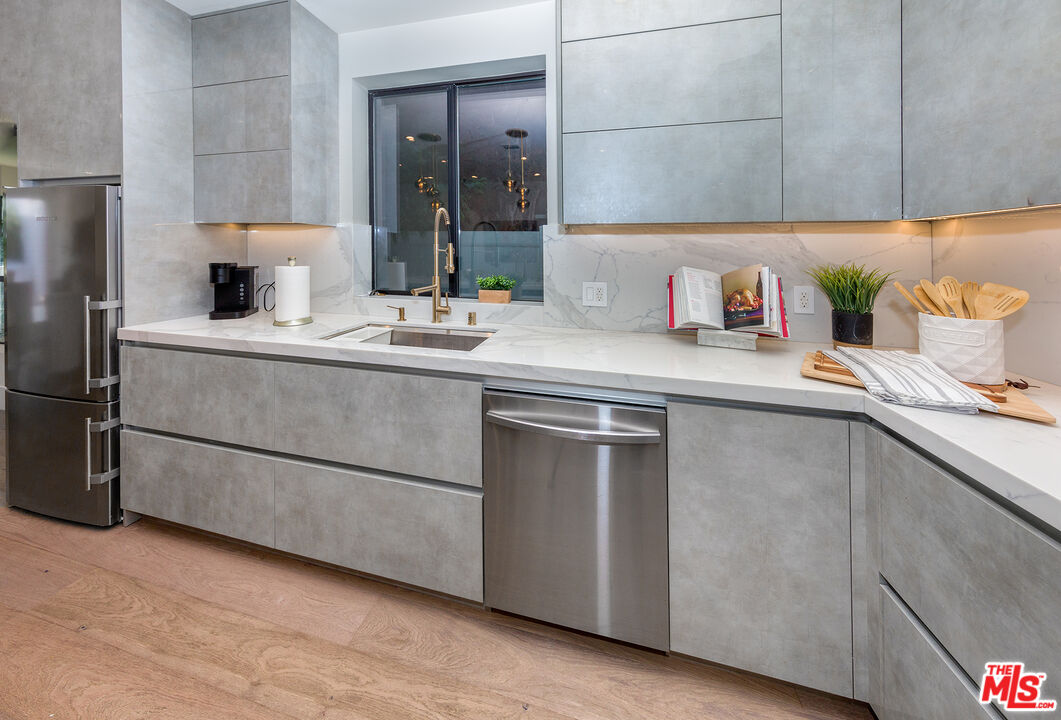 1635 S Sherbourne Dr