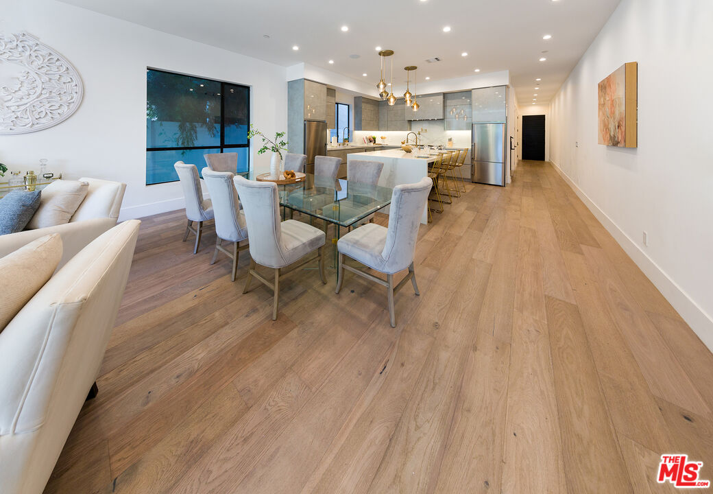 1635 S Sherbourne Dr