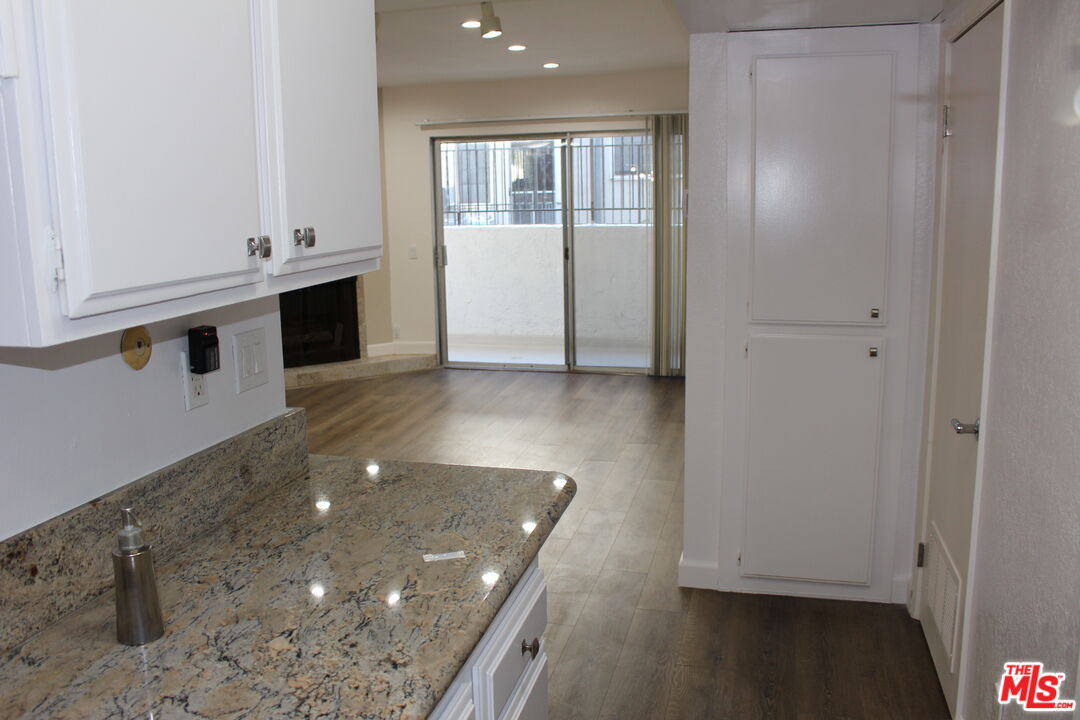 1515 S Beverly Dr Unit: 209
