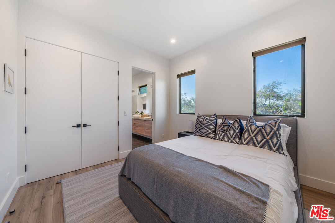 1903 S Bedford St Unit: 1/2