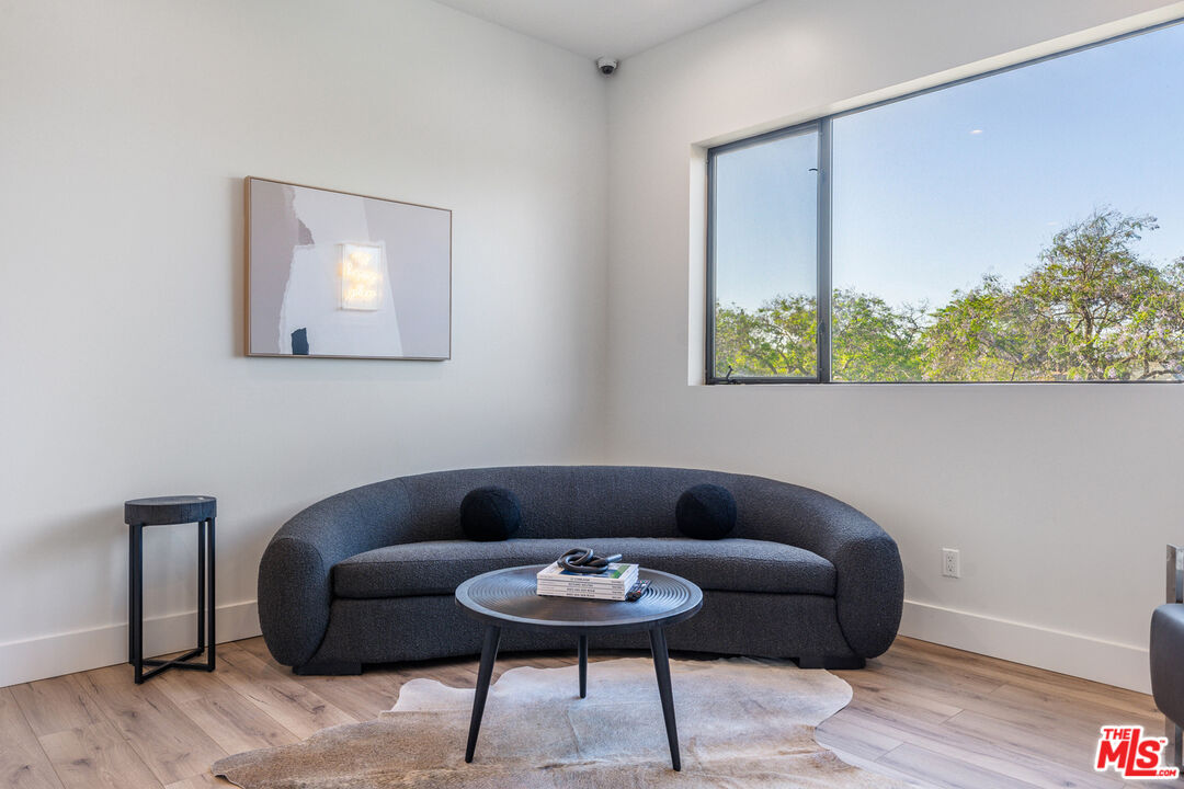 1903 S Bedford St Unit: 1/2