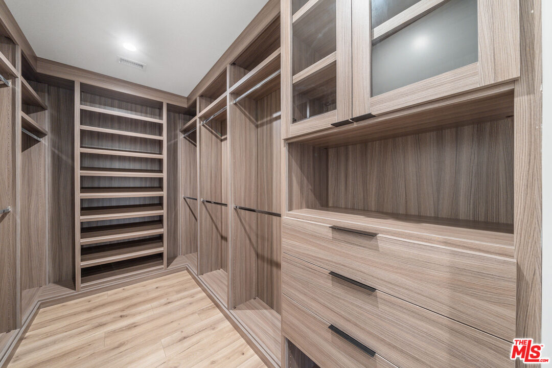 1903 S Bedford St Unit: 1/2