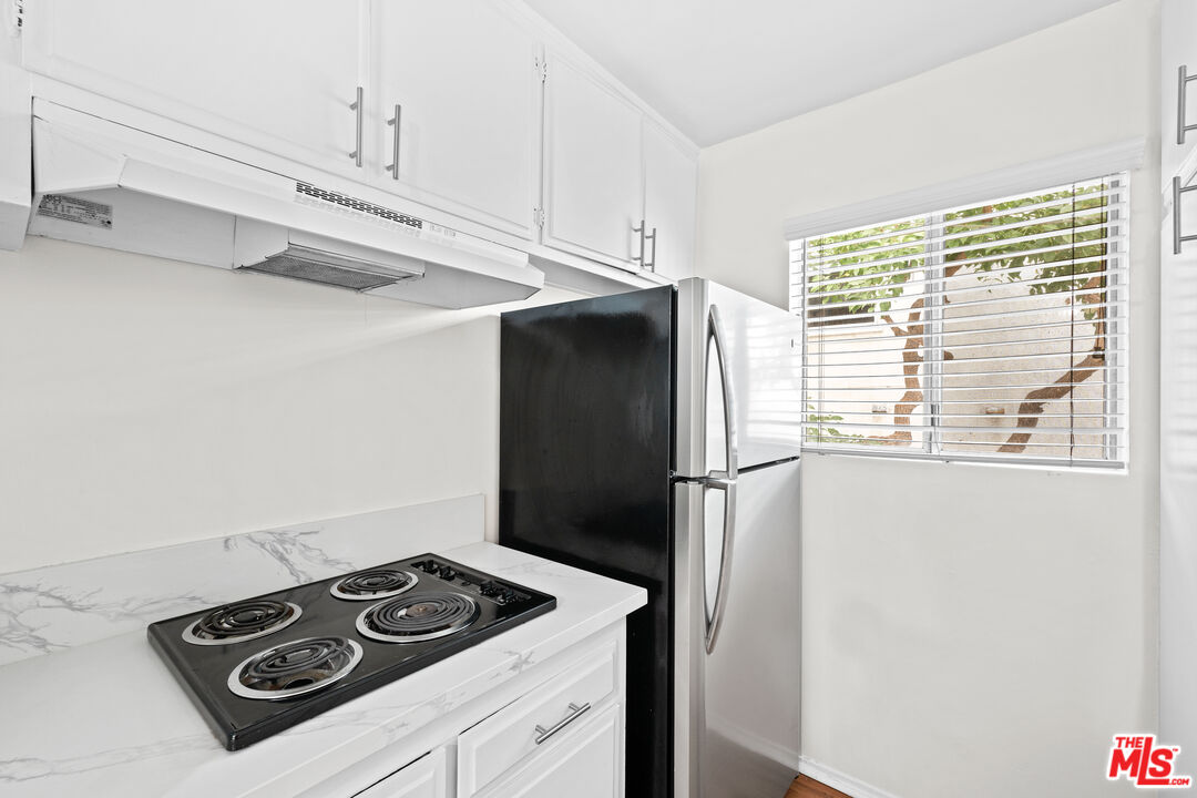 1206 S Holt Ave Unit: 2