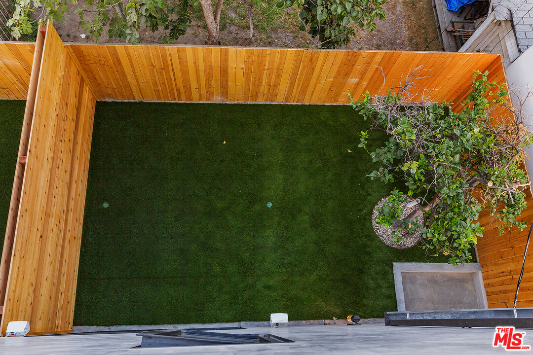 1612 S Wooster ST Unit: 1