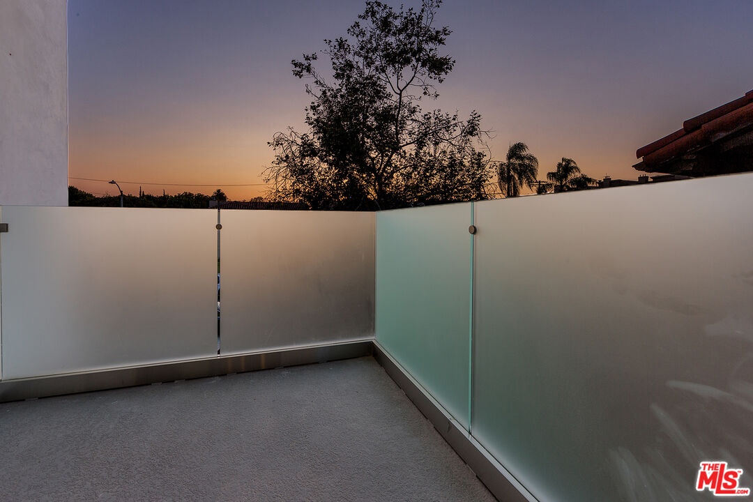 1612 S Wooster ST Unit: 1