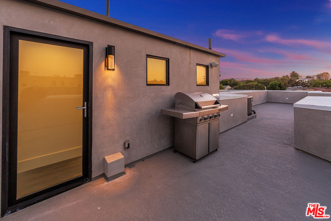 1612 S Wooster ST Unit: 1