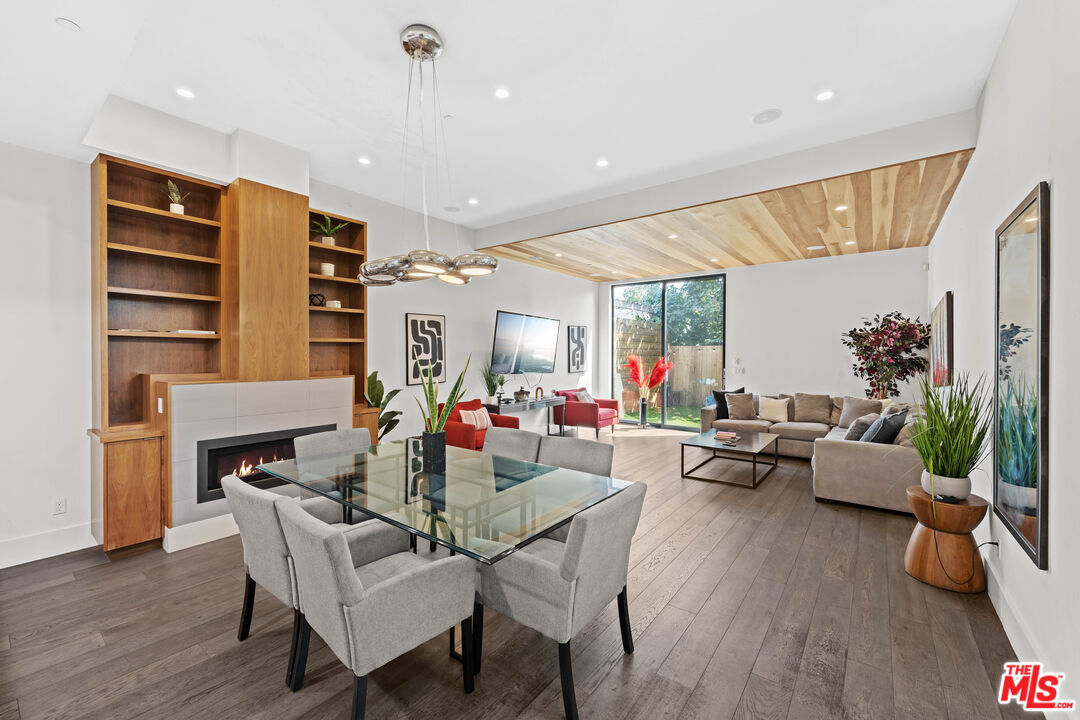 1612 S Wooster ST Unit: 1