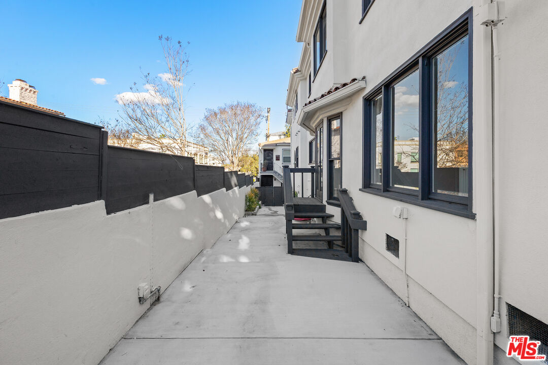 502 Smithwood Dr Unit: 502