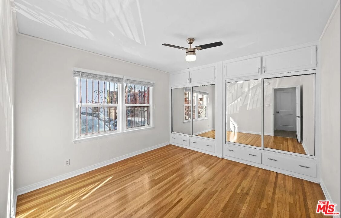 1518 Laurel Canyon Blvd Unit: Apt 2