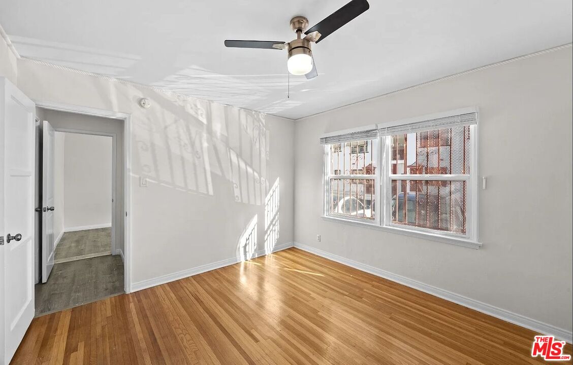 1518 Laurel Canyon Blvd Unit: Apt 2