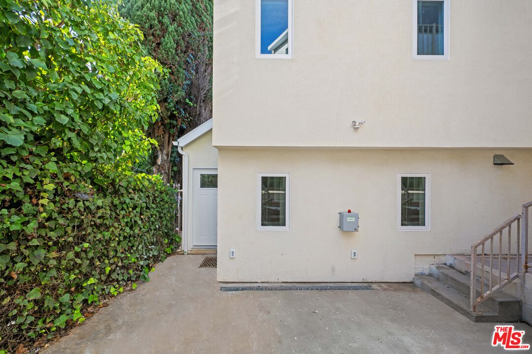 1507 Edris Dr Unit: ADU