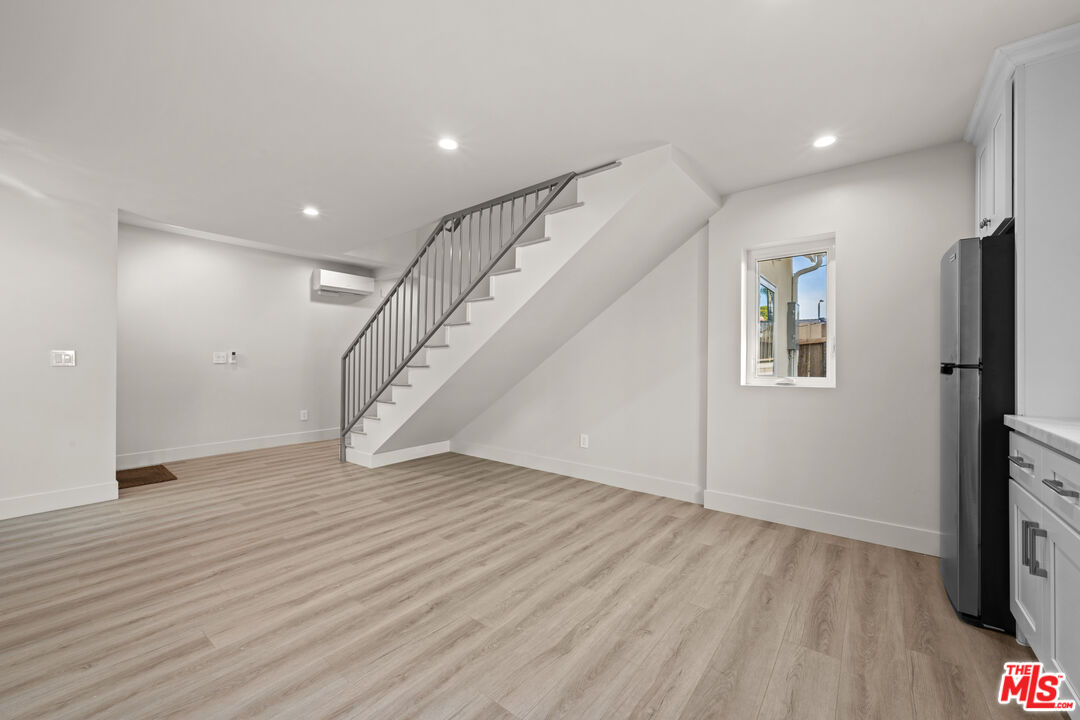 1507 Edris Dr Unit: ADU