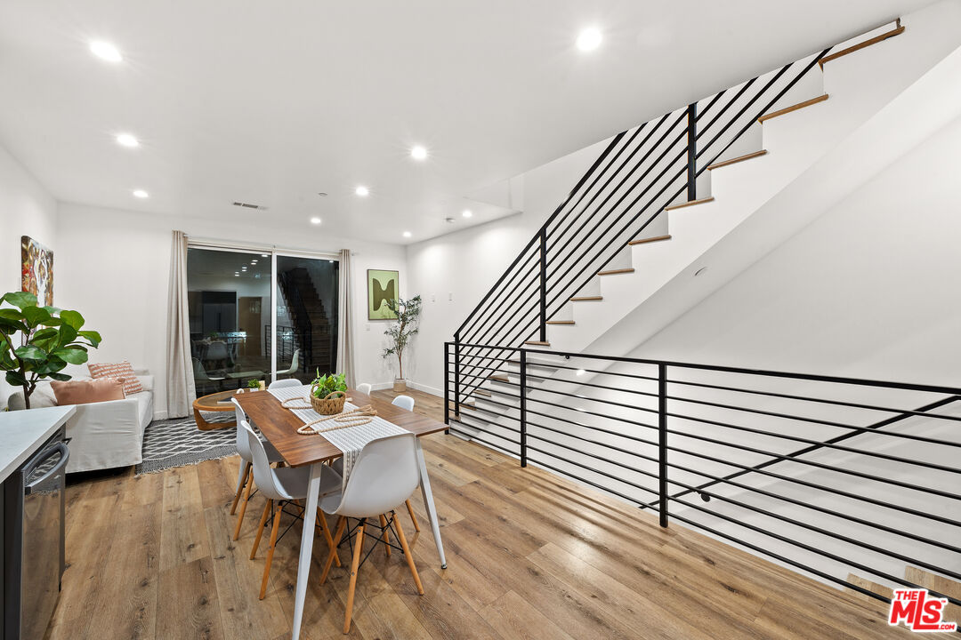 807 N Cherokee Ave Unit: 1/2