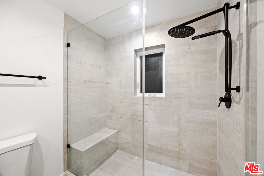 807 N Cherokee Ave Unit: 1/2