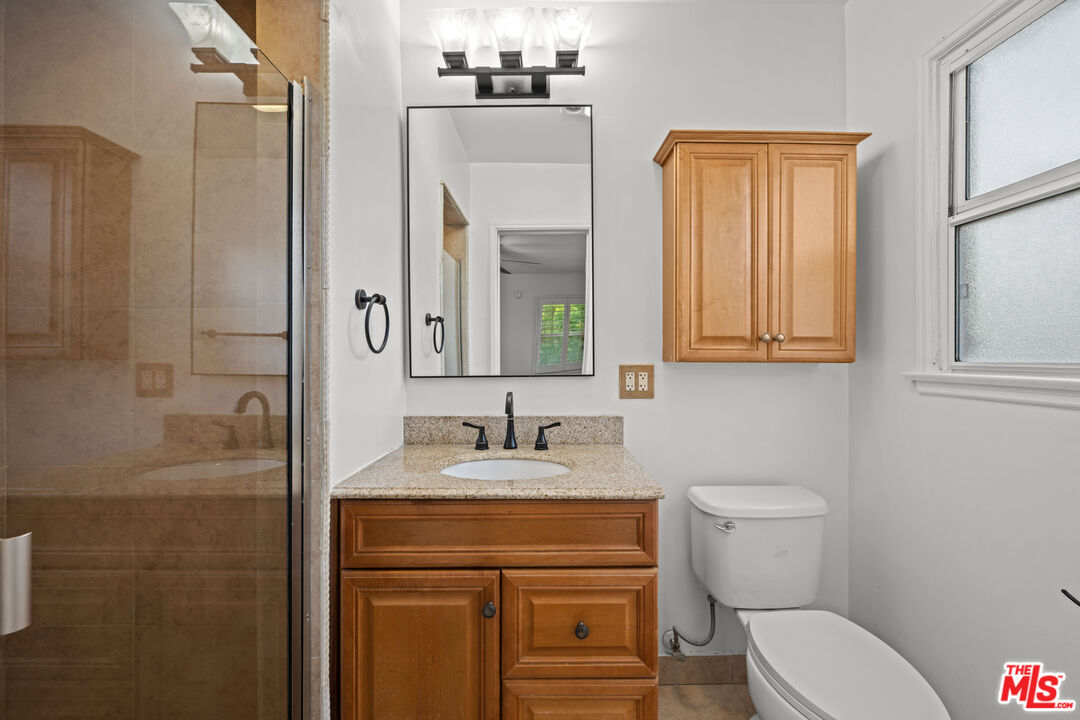 354 S Camden Dr Unit: 9