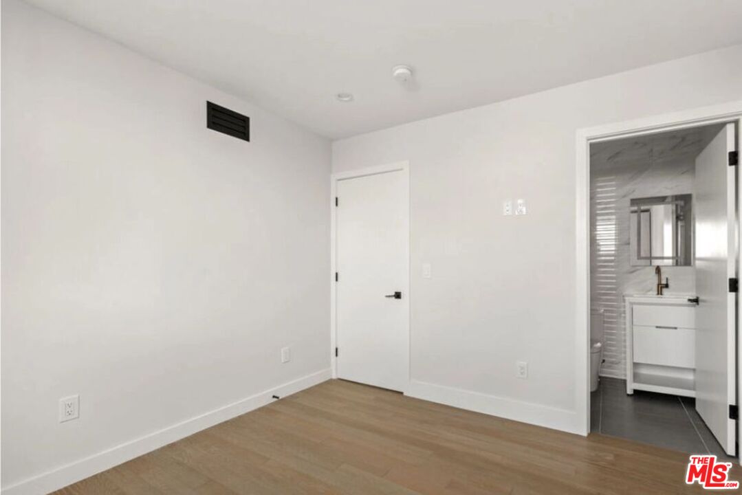 1450 S Crescent Heights Blvd Unit: 1/2