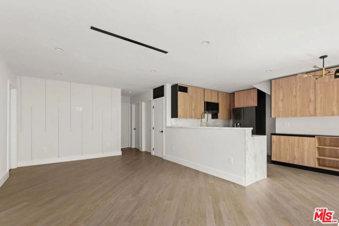 1450 S Crescent Heights Blvd Unit: 1/2