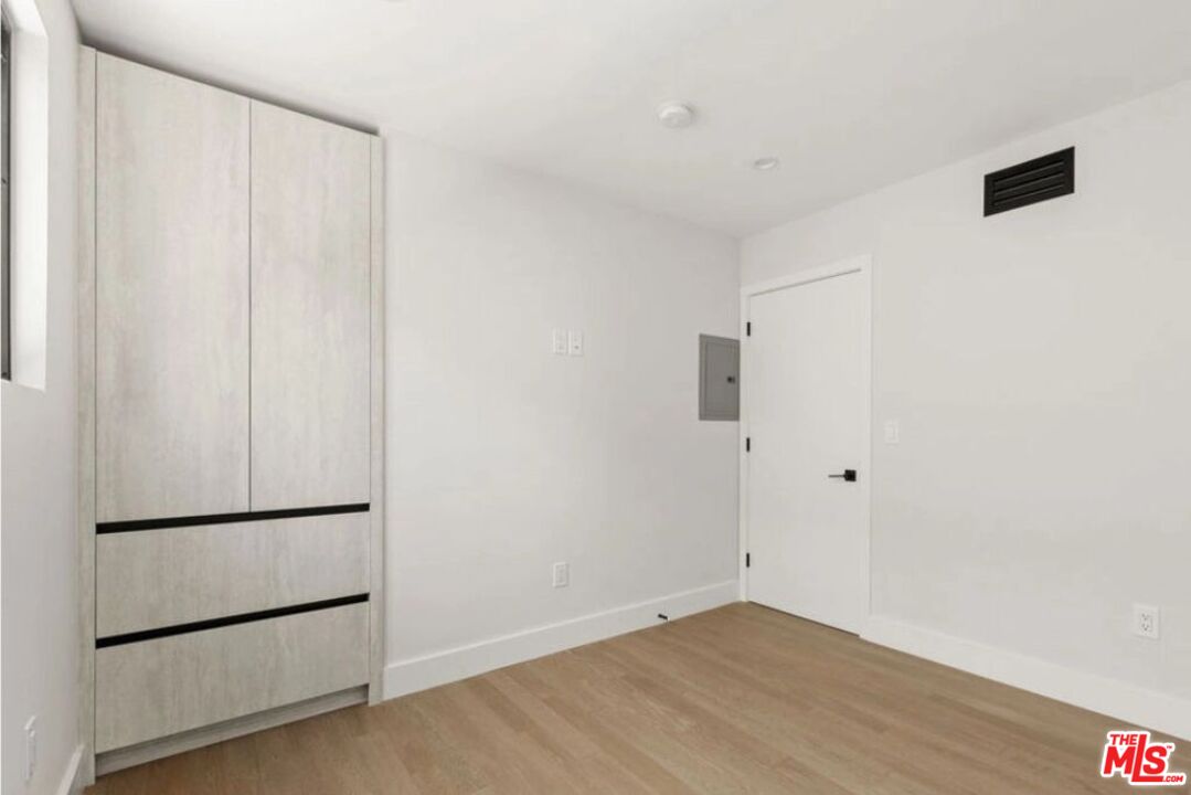 1450 S Crescent Heights Blvd Unit: 1/2