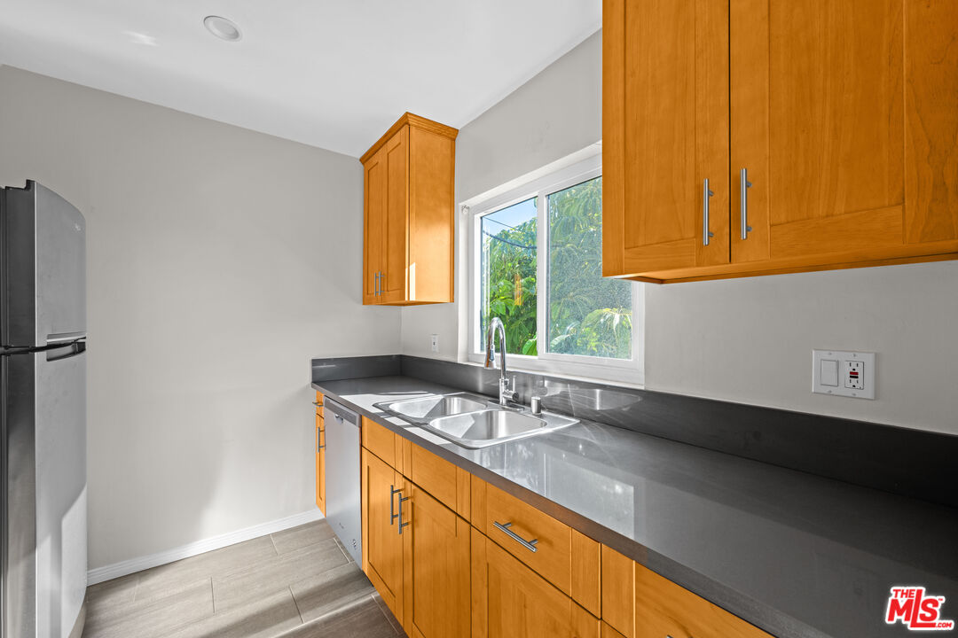 8336 Blackburn Ave Unit: Unit 7