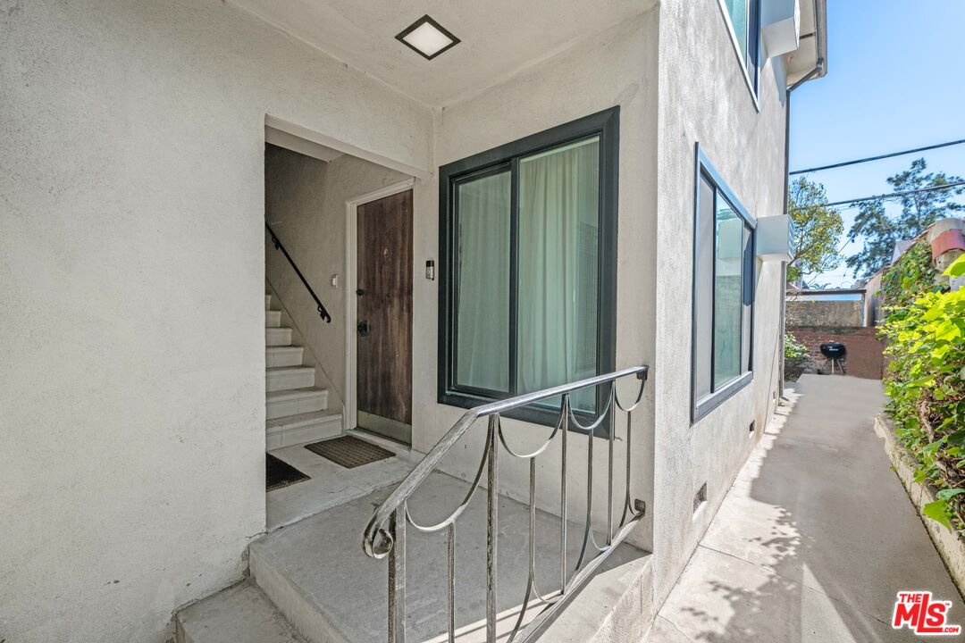 8336 Blackburn Ave Unit: Unit 7