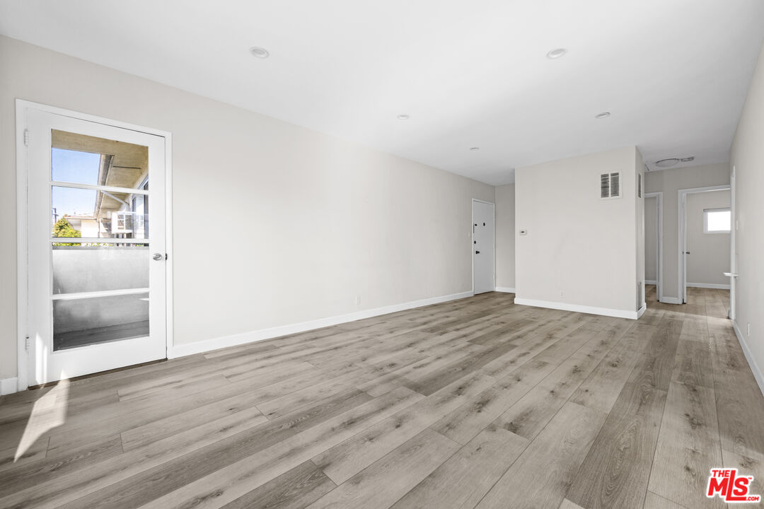 8336 Blackburn Ave Unit: Unit 7