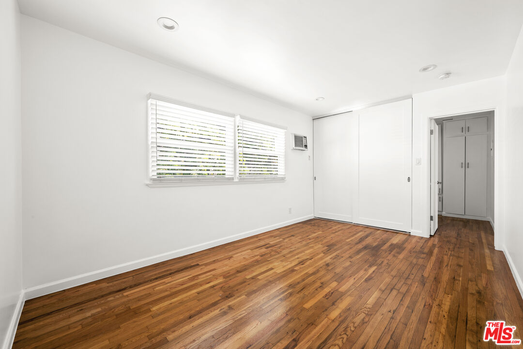 502 Smithwood Dr Unit: 1/4