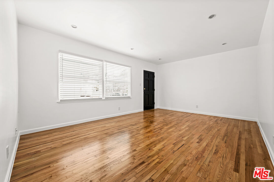 502 Smithwood Dr Unit: 1/4