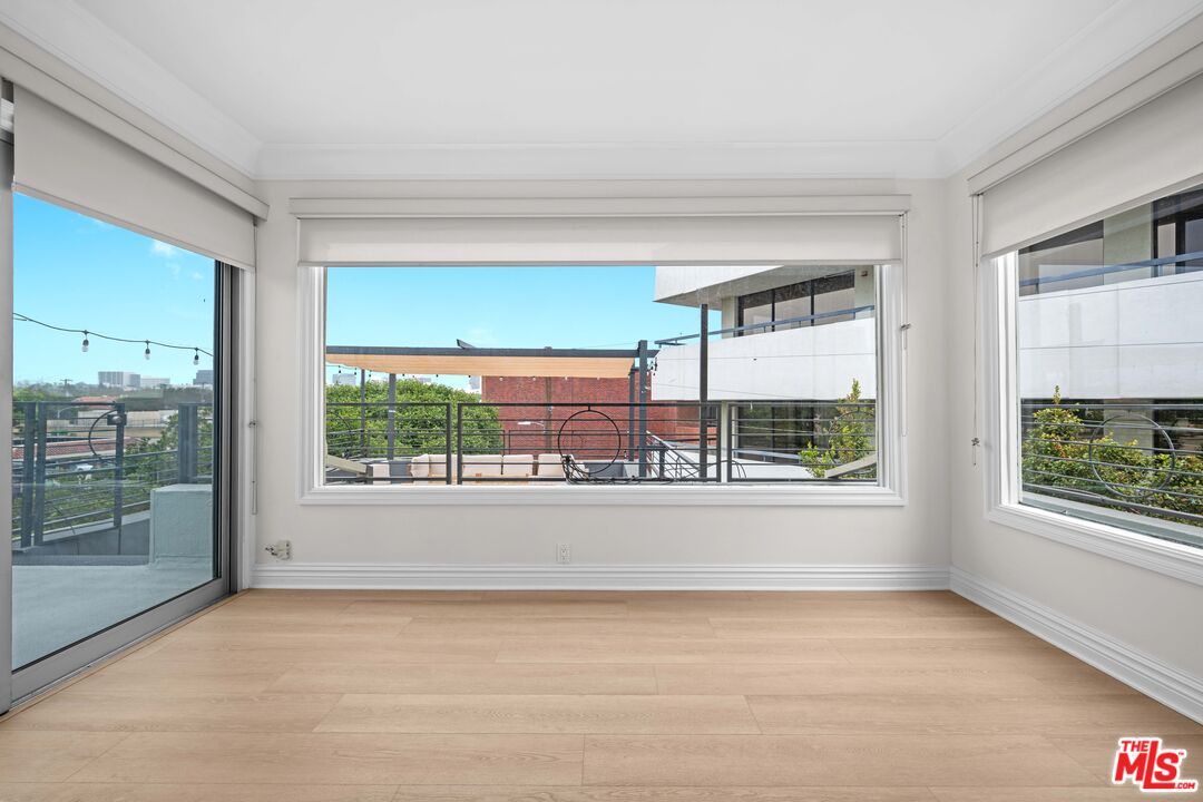 420 S Beverwil Dr Unit: B