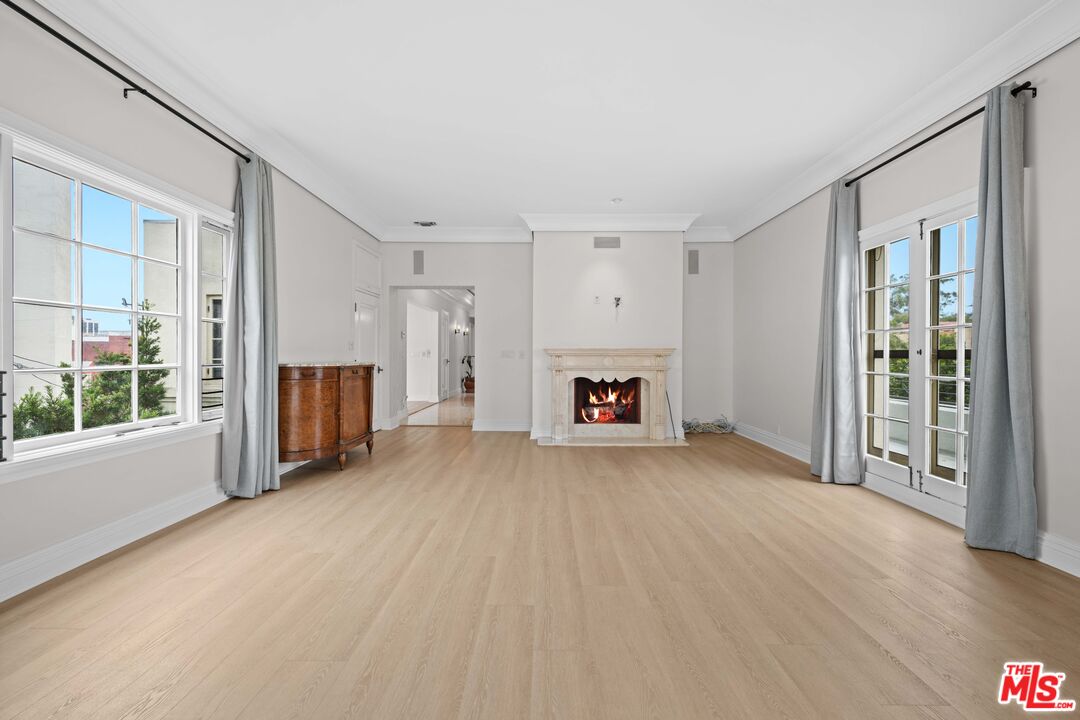 420 S Beverwil Dr Unit: B