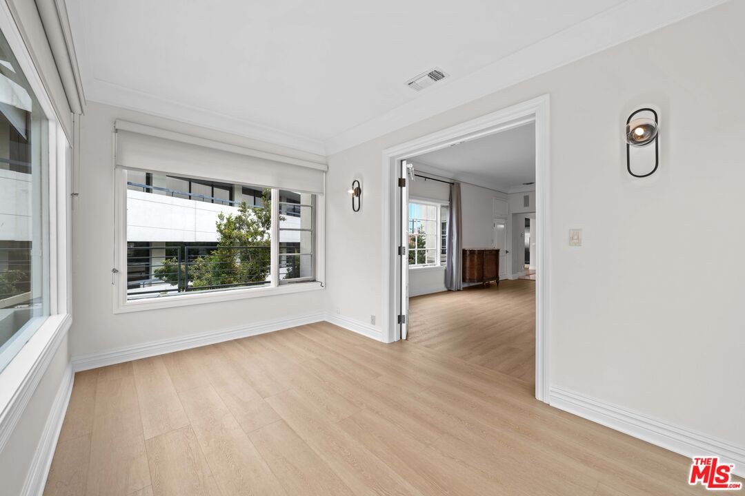 420 S Beverwil Dr Unit: B