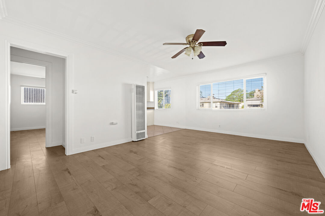 1032 S Bedford St Unit: 3